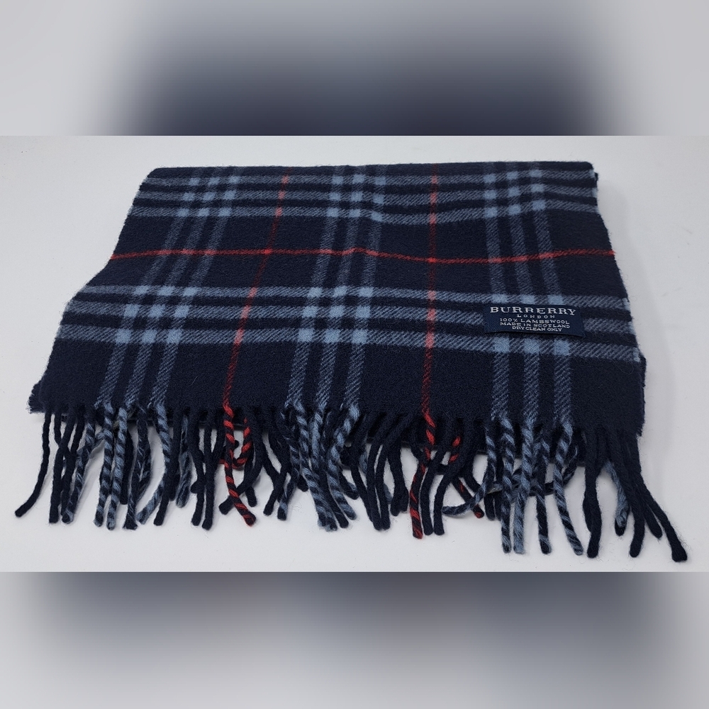 Burberry Vintage Scarf Nova Check 100% Cashmere Wool Scotland Navy Y2K 72" x 12" - Picture 2 of 13